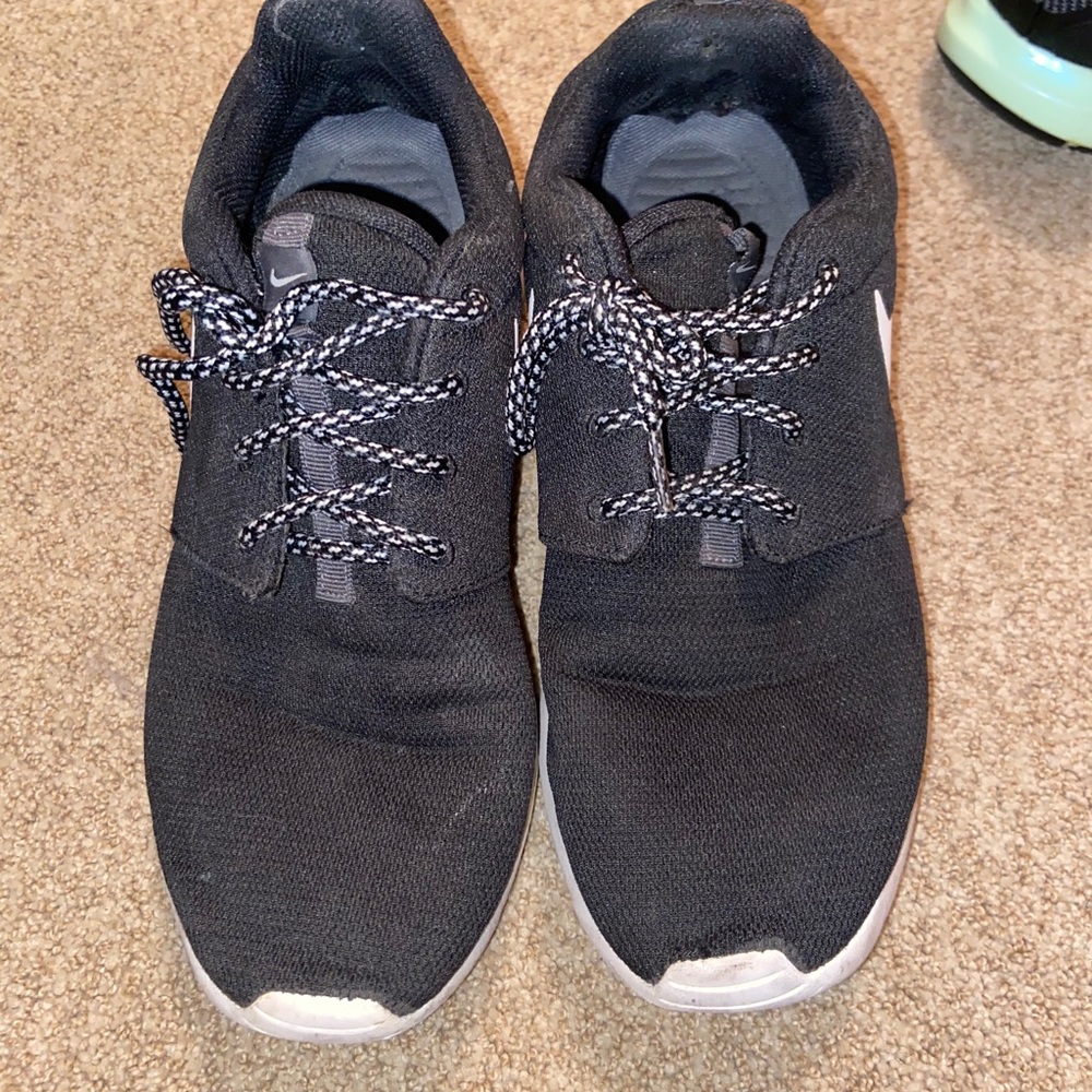 Nike Roshe Shoes